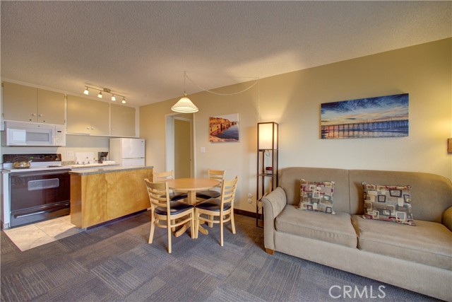 Detail Gallery Image 14 of 38 For 1020 Cypress St #262,  Pismo Beach,  CA 93449 - 1 Beds | 1 Baths