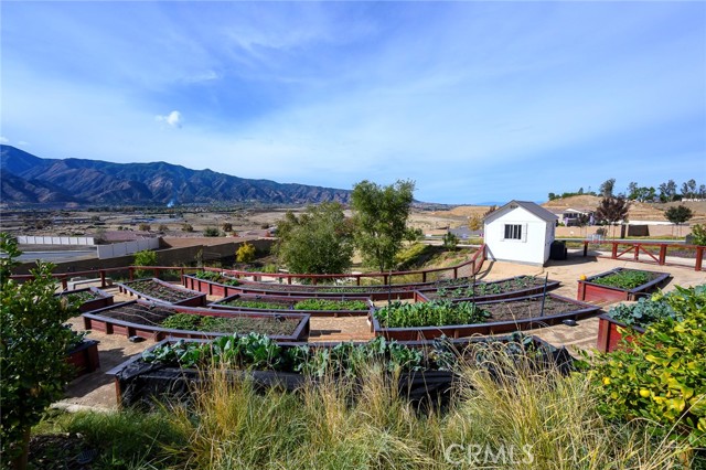 24185 Sprout Drive, Corona CA: https://media.crmls.org/medias/ac1eb932-075c-4130-b5bd-9a00ea4b4e4c.jpg