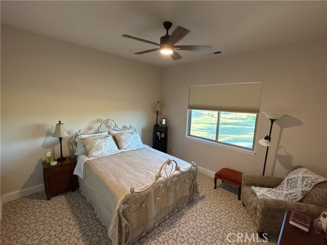 18 Tuscan Drive, Paradise CA: https://media.crmls.org/medias/ac1f267b-7295-4f5a-8c64-7f74809471c0.jpg