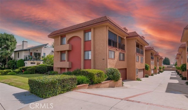 Detail Gallery Image 1 of 1 For 816 W Naomi Ave #11,  Arcadia,  CA 91007 - 2 Beds | 2/1 Baths