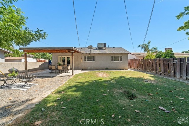 2608 Temple Lane, Bakersfield CA: https://media.crmls.org/medias/ac202fde-fb3b-4961-8cc3-7bb33fc724b8.jpg