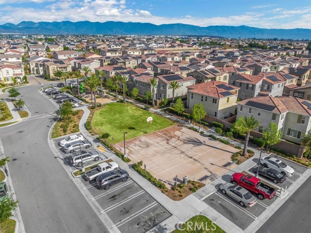 Detail Gallery Image 36 of 41 For 7155 Citrus Ave #302,  Fontana,  CA 92336 - 3 Beds | 2/1 Baths