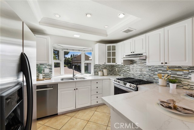 Detail Gallery Image 15 of 60 For 20 Sacramento, Irvine,  CA 92604 - 3 Beds | 2/1 Baths