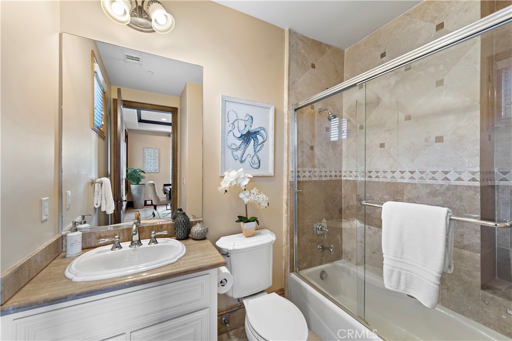 MLS #OC26159628 image #24