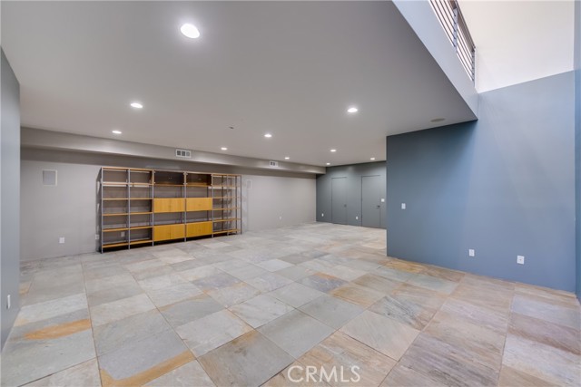 143 Union Jack Mall, Marina del Rey CA: https://media.crmls.org/medias/ac245b2f-5aaa-4d83-aadf-d6840cd00b76.jpg