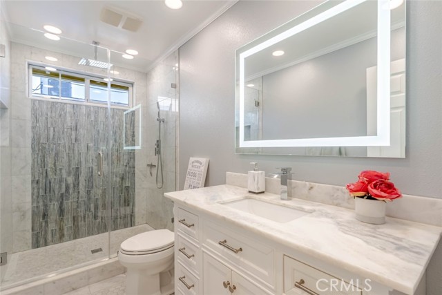 Detail Gallery Image 18 of 28 For 19833 Blythe St, Winnetka,  CA 91306 - 3 Beds | 2 Baths
