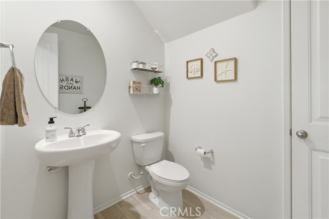 Detail Gallery Image 5 of 48 For 3056 Eveningcloud St, Hemet,  CA 92543 - 3 Beds | 2/1 Baths