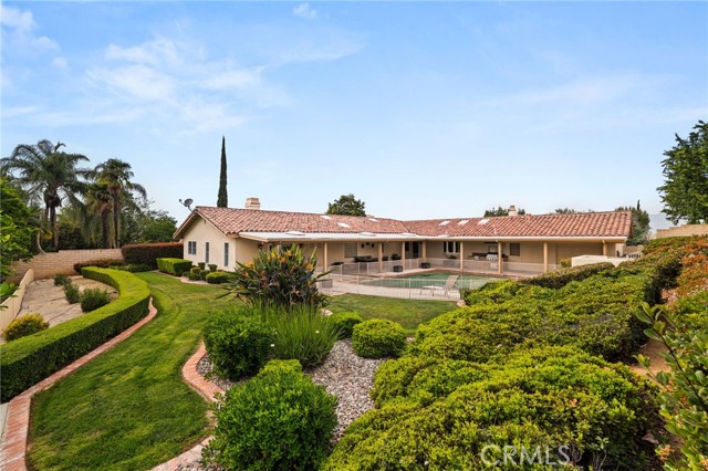 Detail Gallery Image 2 of 40 For 30587 Los Altos, Redlands,  CA 92373 - 4 Beds | 2/1 Baths