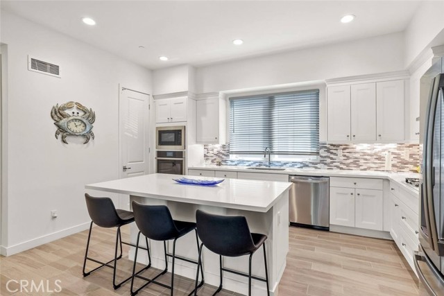 Detail Gallery Image 1 of 28 For 985 Doheny Way, Dana Point,  CA 92629 - 2 Beds | 2/1 Baths