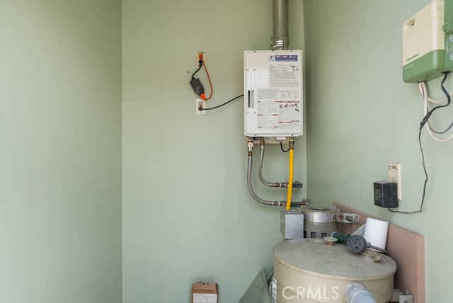 Detail Gallery Image 30 of 41 For 26613 Leesdale Ave, Harbor City,  CA 90710 - 2 Beds | 2 Baths