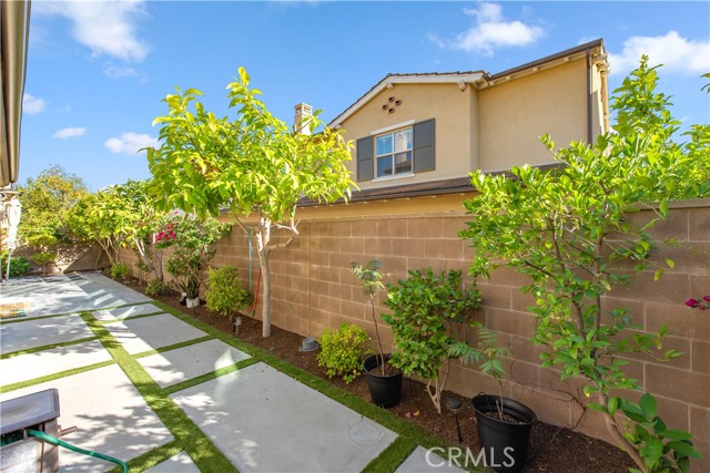 58 Dublin, Irvine CA: https://media.crmls.org/medias/ac28b457-f7c9-4fa6-a1a5-3027637d02ac.jpg