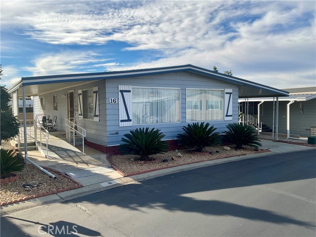 Detail Gallery Image 2 of 24 For 35218 Fir Ave #16,  Yucaipa,  CA 92399 - 2 Beds | 2 Baths