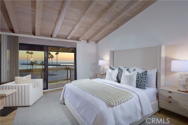 Detail Gallery Image 22 of 33 For 3024 Breakers Dr, Corona Del Mar,  CA 92625 - 7 Beds | 5/1 Baths