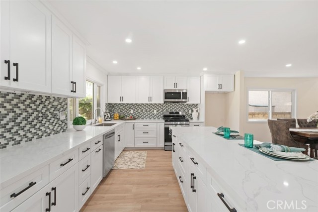 23811 New Delhi Street Mission Viejo, California 23811 New Delhi Street