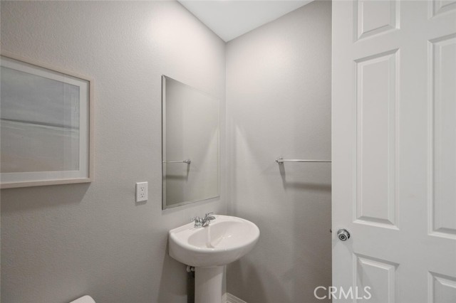 595 Heritage Valley, Fillmore CA: https://media.crmls.org/medias/ac2b1215-4ba6-4310-b067-c0a93237c069.jpg