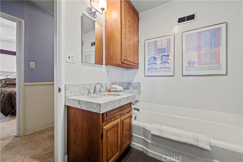 4955 Woodman Ave.Sherman Oaks img 16