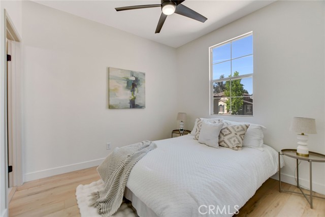 Detail Gallery Image 30 of 47 For 28210 Canterbury Ct, Valencia,  CA 91354 - 2 Beds | 2/1 Baths
