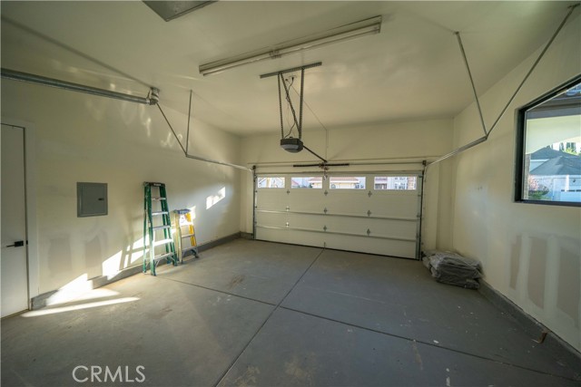 Detail Gallery Image 74 of 74 For 17437 Oak Creek Ct, Encino,  CA 91316 - 5 Beds | 5/1 Baths