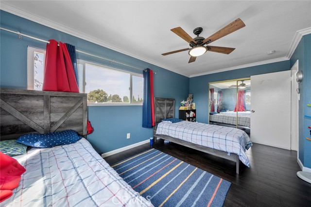 Detail Gallery Image 25 of 36 For 4228 Ostrom, Lakewood,  CA 90713 - 5 Beds | 3 Baths