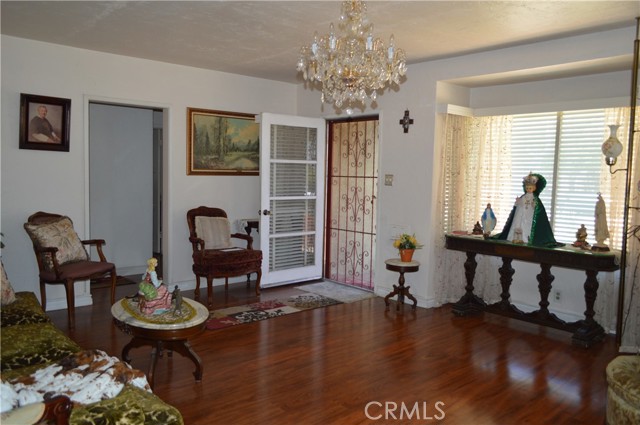 501 S Victoria Avenue, Corona, CA, 92879 501 S Victoria Avenue, Corona, CA, 92879