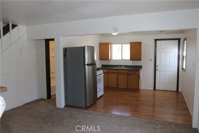 Detail Gallery Image 6 of 30 For 229 E Big Bear Bld, Big Bear City,  CA 92314 - – Beds | – Baths