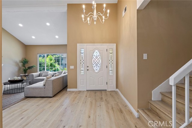 Detail Gallery Image 5 of 43 For 16511 Halsey, Granada Hills,  CA 91344 - 5 Beds | 3 Baths