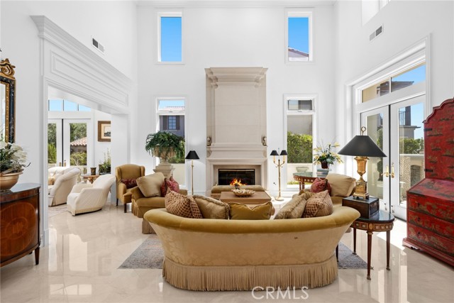 7 Vista Luci, Newport Coast CA: https://media.crmls.org/medias/ac2d8b2f-63fc-41d3-b45e-5e1a7e22ddc3.jpg