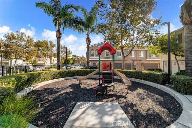 Detail Gallery Image 33 of 36 For 12549 Marco Ln, Corona,  CA 91752 - 4 Beds | 2/1 Baths