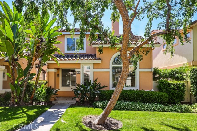 Detail Gallery Image 1 of 15 For 66 Avanzare, Irvine,  CA 92606 - 3 Beds | 2/1 Baths