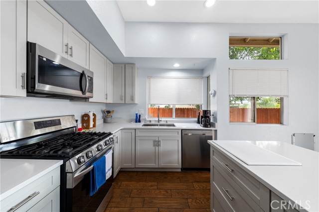 Detail Gallery Image 9 of 33 For 39422 via Montero, Murrieta,  CA 92563 - 3 Beds | 2 Baths