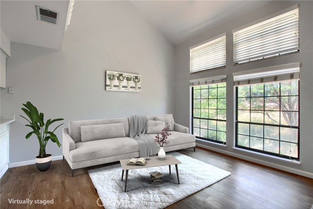 Detail Gallery Image 4 of 45 For 5303 State Highway 49 #14,  Mariposa,  CA 95338 - 1 Beds | 1/1 Baths