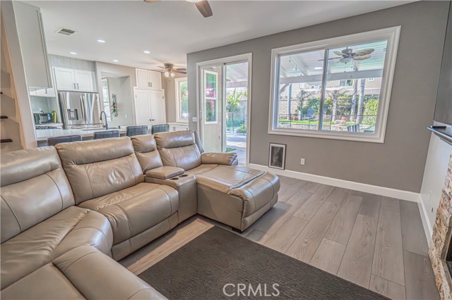 Detail Gallery Image 22 of 46 For 30401 Servilla, Castaic,  CA 91384 - 5 Beds | 3 Baths