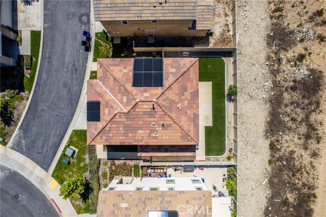Detail Gallery Image 35 of 41 For 17100 Gray Pine Pl, San Bernardino,  CA 92407 - 3 Beds | 2/1 Baths