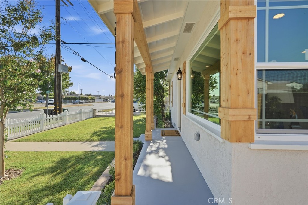 MLS #DW26160547 image #9