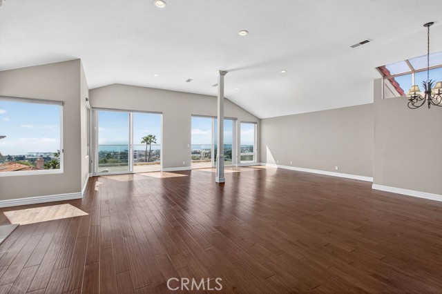 Detail Gallery Image 5 of 60 For 24902 Sea Crest, Dana Point,  CA 92629 - 3 Beds | 2/1 Baths