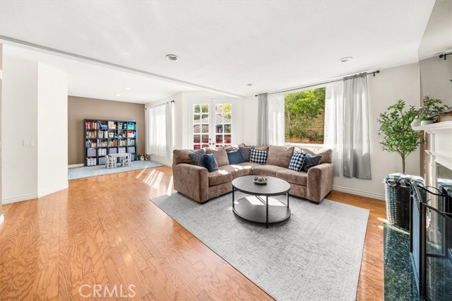 28230 Evergreen Lane, Saugus CA: https://media.crmls.org/medias/ac31266b-3186-4b70-8f69-6b031e0680dd.jpg