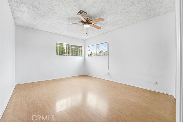 Detail Gallery Image 22 of 35 For 2717 W Tichenor, Compton,  CA 90220 - 4 Beds | 2 Baths