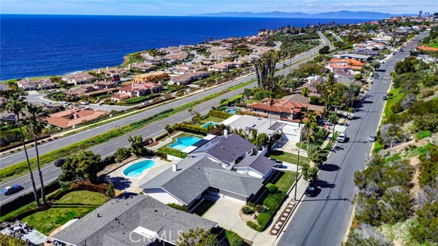 30735 Rue Langlois, Rancho Palos Verdes, California 90275, 4 Bedrooms Bedrooms, ,2 BathroomsBathrooms,Residential,Sold,Rue Langlois,SB23058800