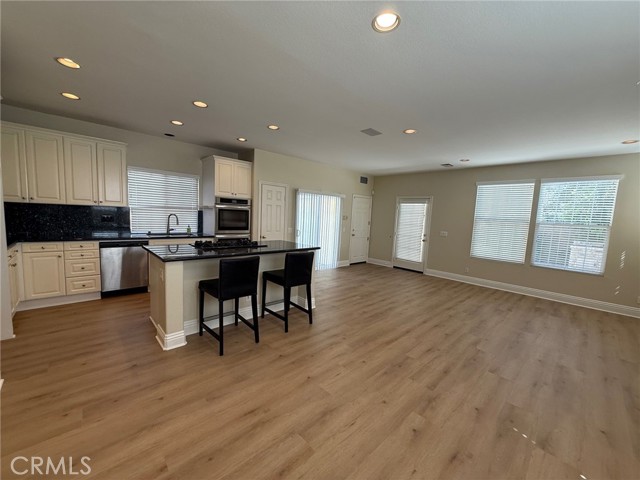 27 HIGHFIELD GLEN, Irvine CA: https://media.crmls.org/medias/ac33e975-2b2e-4296-9256-97e7f6bf0765.jpg