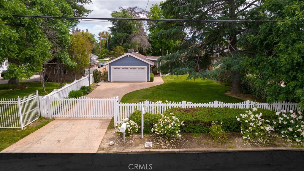 22820 Califa Street, Woodland Hills, CA 91367