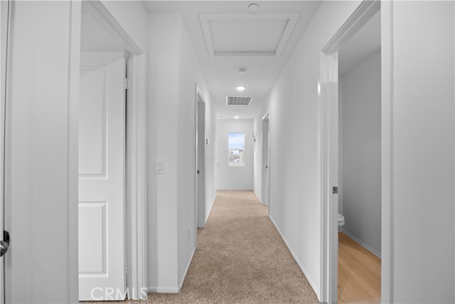 Detail Gallery Image 10 of 27 For 2168 Redwood Ln, Banning,  CA 92220 - 3 Beds | 2/1 Baths