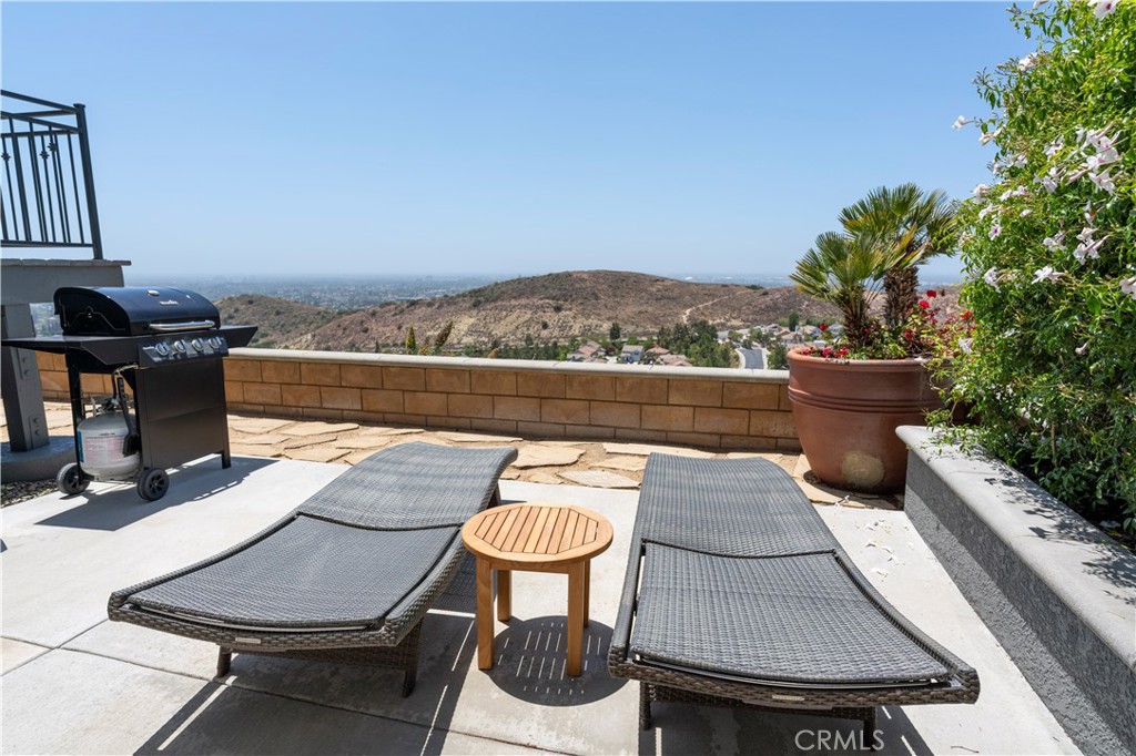 MLS #OC25280795 image #1