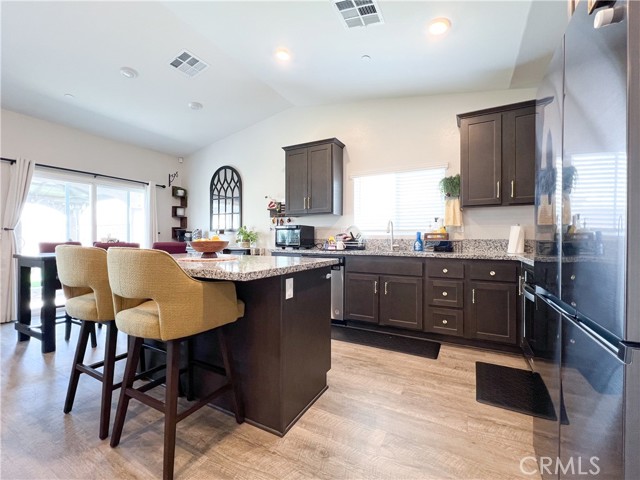 Detail Gallery Image 21 of 42 For 13122 Sierra Padre Way, Victorville,  CA 92394 - 3 Beds | 2 Baths