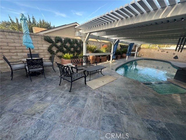 Detail Gallery Image 20 of 21 For 23509 via Chantilly, Valencia,  CA 91355 - 2 Beds | 2 Baths