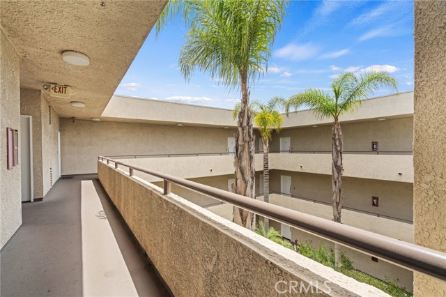 3561 Clarington Avenue, Los Angeles CA: https://media.crmls.org/medias/ac3702e6-d756-4620-8874-08b84b6799ed.jpg