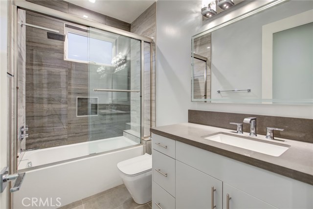 206 Juanita Avenue, Redondo Beach, California 90277, 4 Bedrooms Bedrooms, ,3 BathroomsBathrooms,Residential,Sold,Juanita,PV20030908