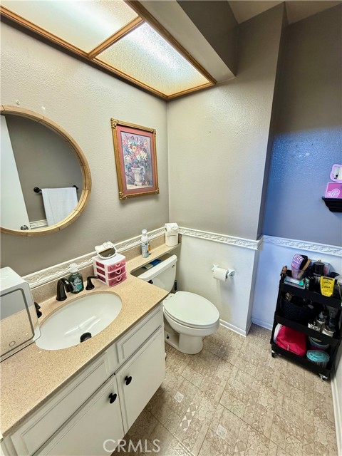 Detail Gallery Image 11 of 21 For 603 N Bedford St, La Habra,  CA 90631 - 2 Beds | 2/1 Baths