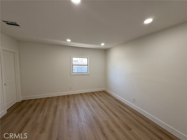 8711 S Denker Avenue, Los Angeles CA: https://media.crmls.org/medias/ac396e67-8aa8-4f65-af99-2bf37805ac82.jpg