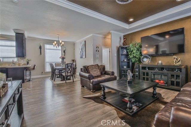 Detail Gallery Image 5 of 39 For 3595 Santa Fe Avenue, #302, Long Beach,  CA 90810 - 3 Beds | 2 Baths