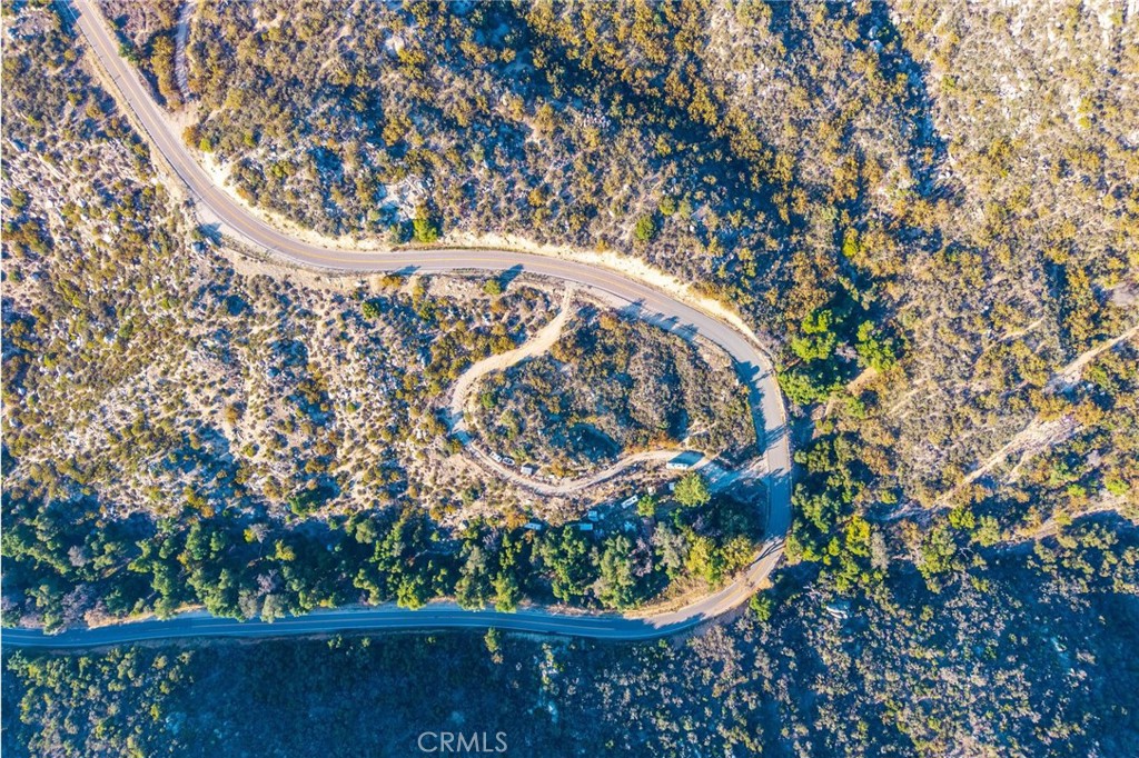 https://media.crmls.org/medias/ac39d57d-7a0e-4a78-89b0-48f390c3eddf.jpg?preset=X-Large